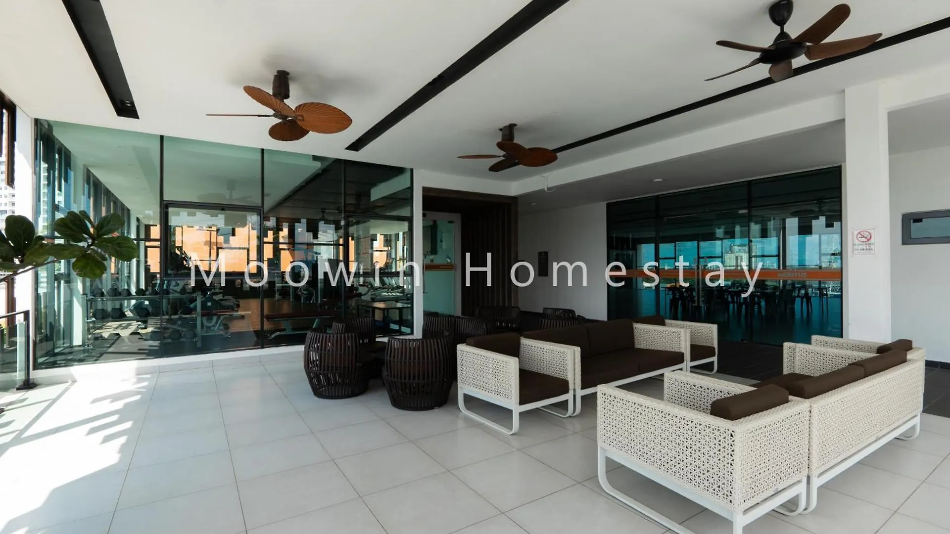 Platinum Suite Meritus By Moowin Perai