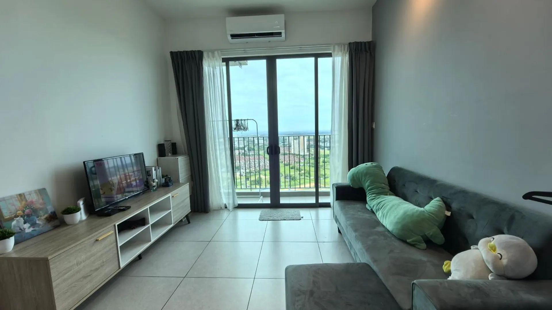 Platinum Suite Meritus By Moowin Perai Malaysia