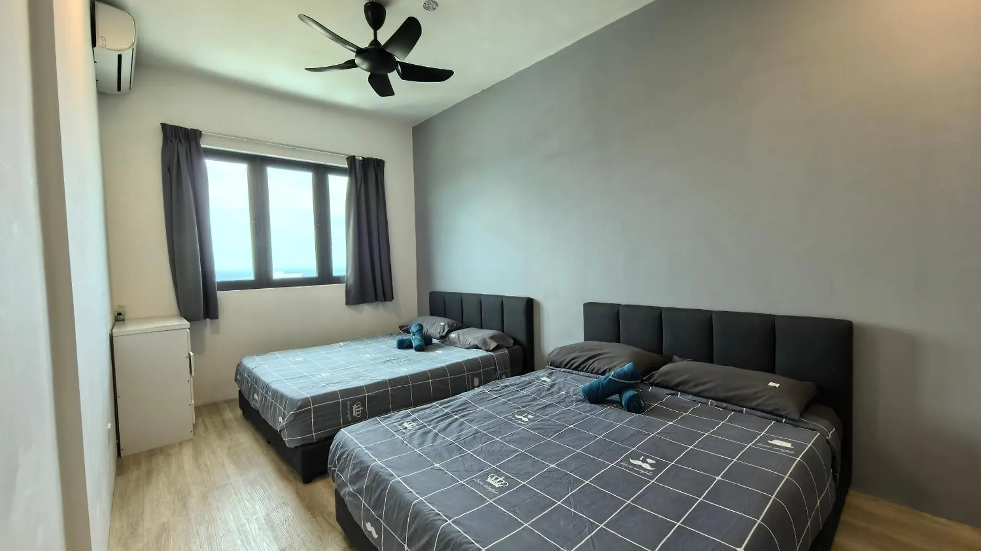 Apartment Platinum Suite Meritus By Moowin Perai Malaysia
